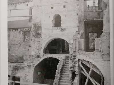 ...abbattuta il 6 novembre 1950 assieme al convento di cui faceva parte